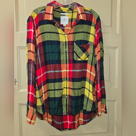 American Eagle Boyfriend Fit Soft Plaid Button Front Long Sleeve Shirt GUC - Picture 2 of 5